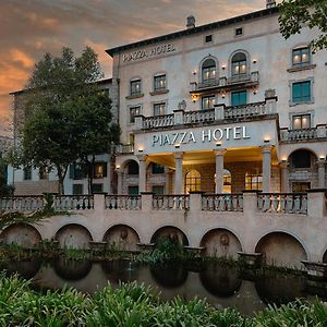 Piazza Hotel Montecasino